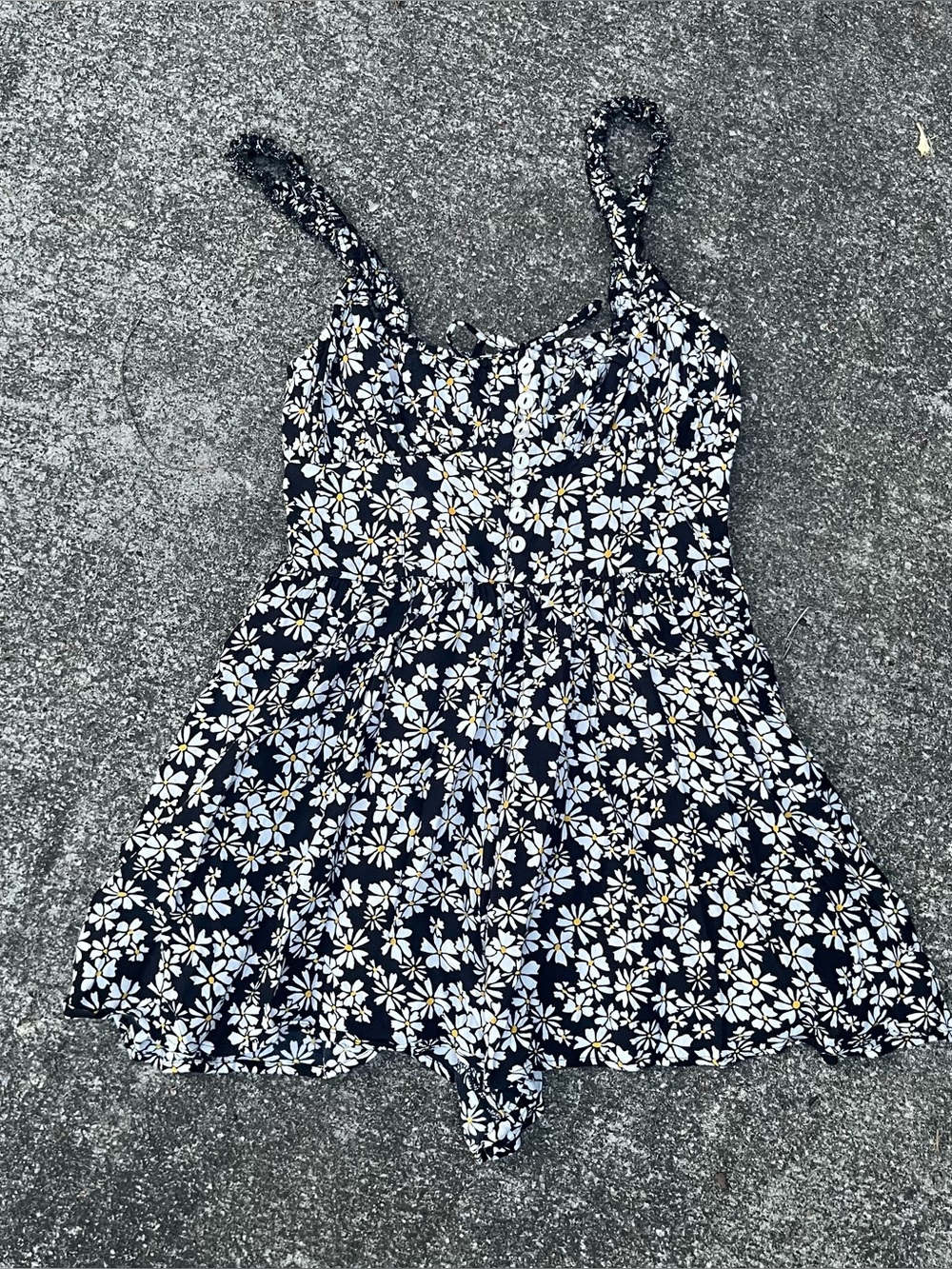 UO Floral Romper sz S